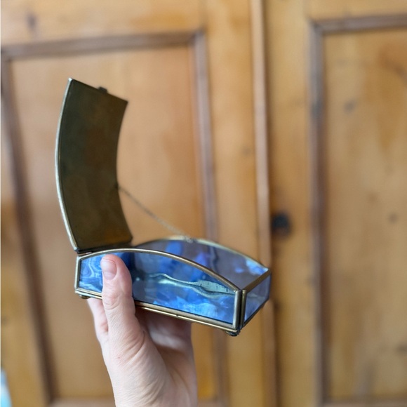 Vintage handcrafted Via Vermont Nativity brass and glass hinged trinket box - Picture 6 of 10